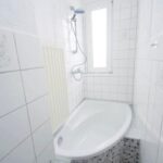 Bad mit Wanne
