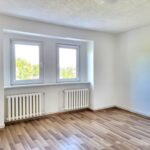 geräumiges Zimmer