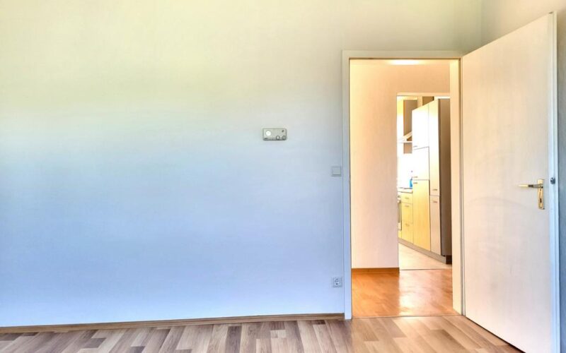 Zimmer Ausgang zum Flur