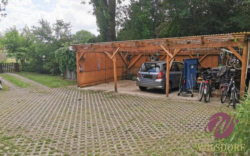 Carport mit 3 Stellplätzen